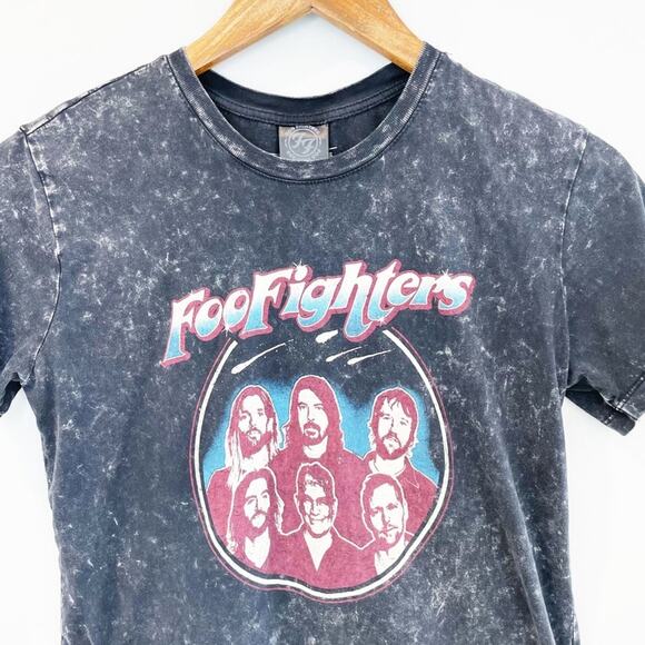 Foo Fighters Concert Tee Acid Washed Black XS EUC - Picture 2 of 8